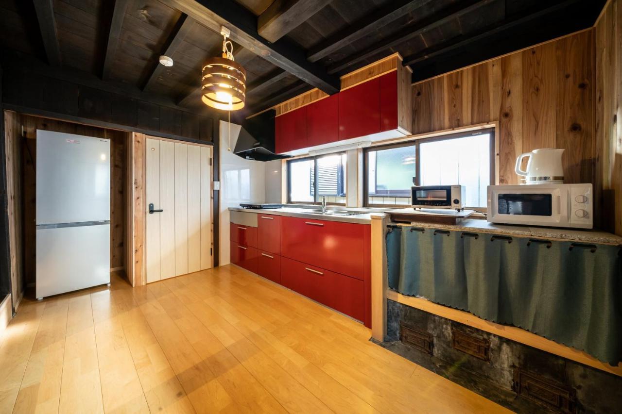 Livegrace House Lake Saiko 西湖古民家 Яманаши Екстериор снимка