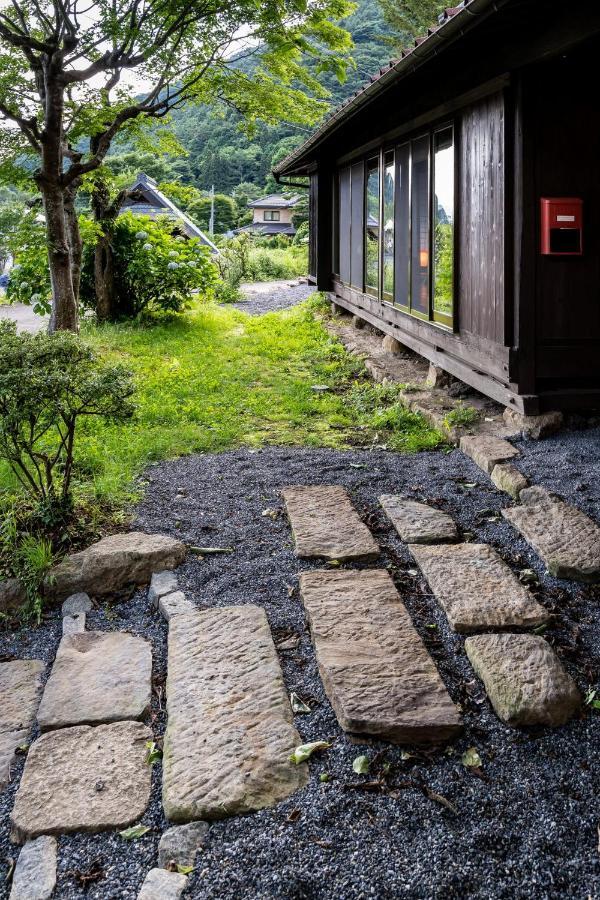 Livegrace House Lake Saiko 西湖古民家 Яманаши Екстериор снимка